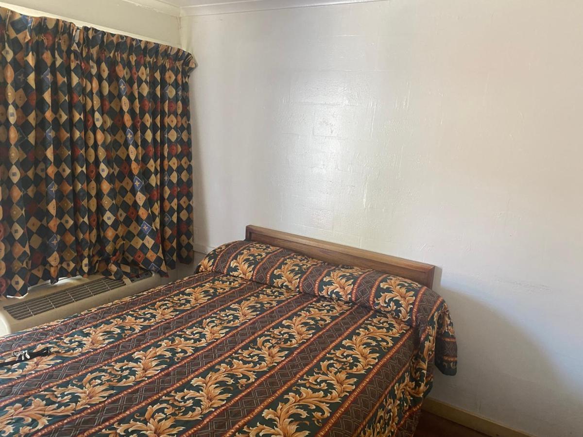 גארברוויל Johnston'S Motel מראה חיצוני תמונה